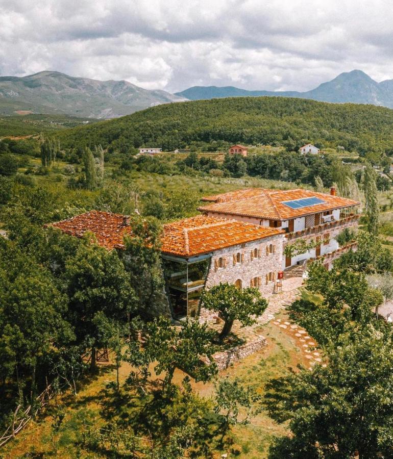 Mrizi I Zanave Agroturizem Hotell Lezhë Exteriör bild